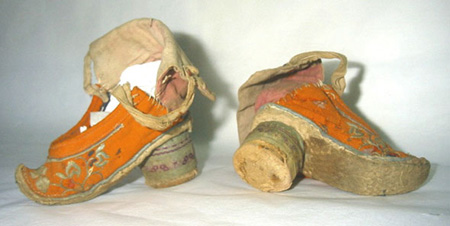foot binding shoes